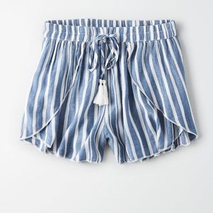 AE High Waisted Dolphin Shorts Blue/White Sz Small